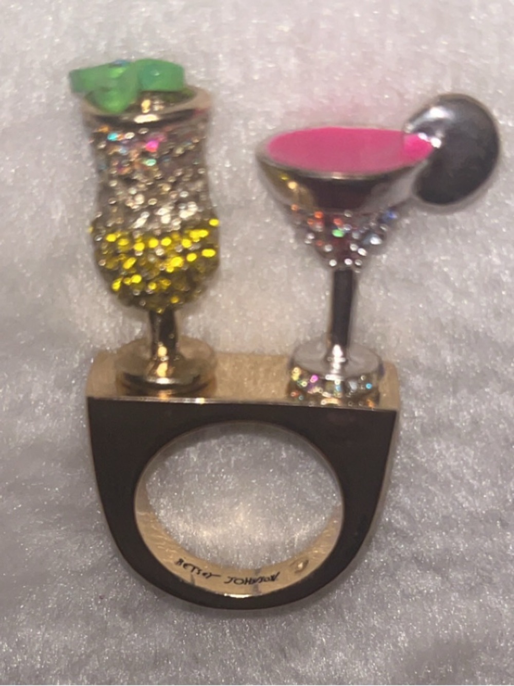 Betsey Johnson Island Drinks Ring - Picture 3 of 6
